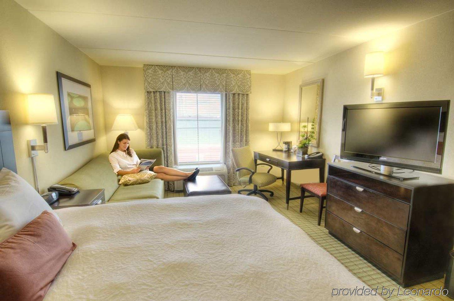 Hampton Inn & Suites Gainesville Downtown Oda fotoğraf